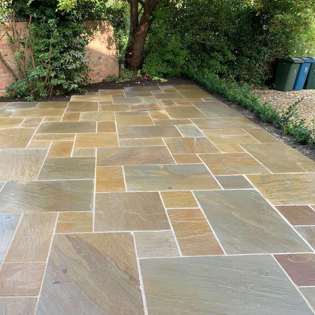 Expert paver installation with precision and attention to detail.